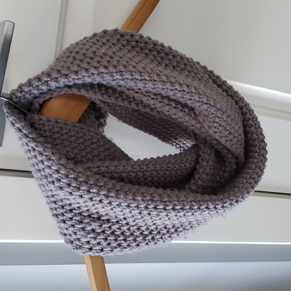 Gray infinity knit scarf!